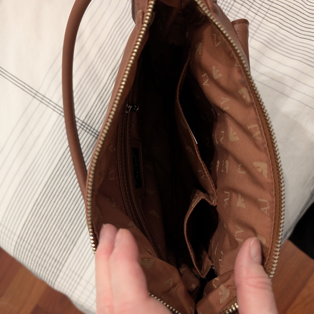 Armani Jeans Tan Leather Shoulder Bag - Picture 5 of 6